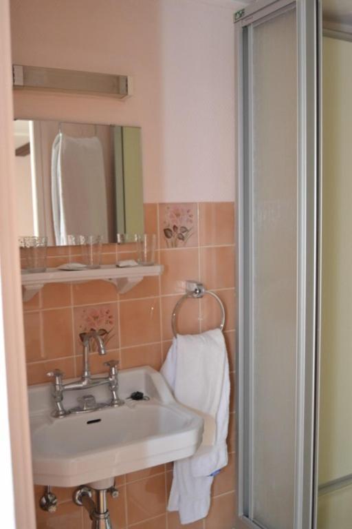 Hotel Aux Deux Clefs Marmoutier Habitación foto